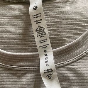 Women’s Lululemon size 14 long sleeve top